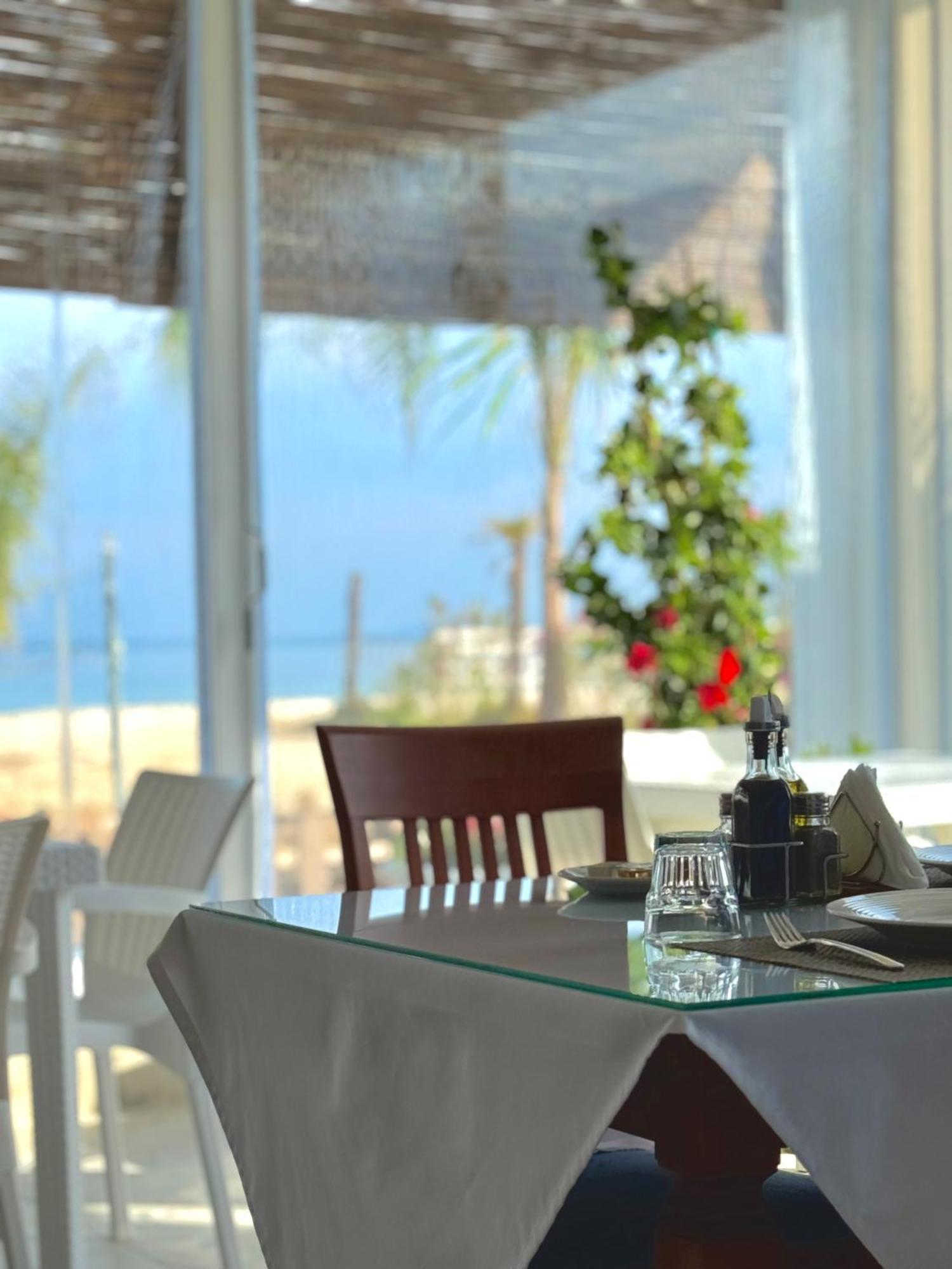 Blue Paradise Hotel أوريكوم المظهر الخارجي الصورة