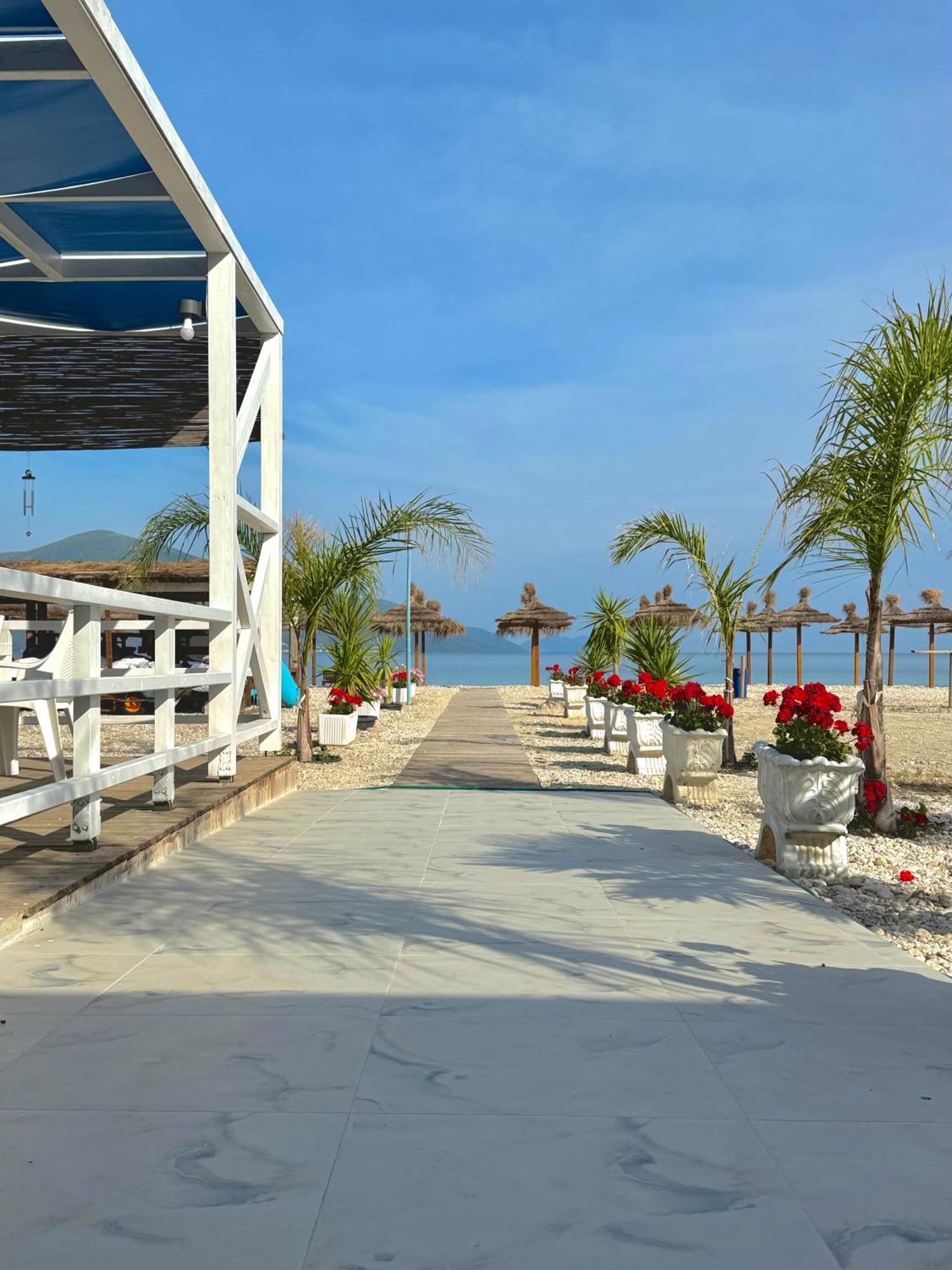Blue Paradise Hotel أوريكوم المظهر الخارجي الصورة