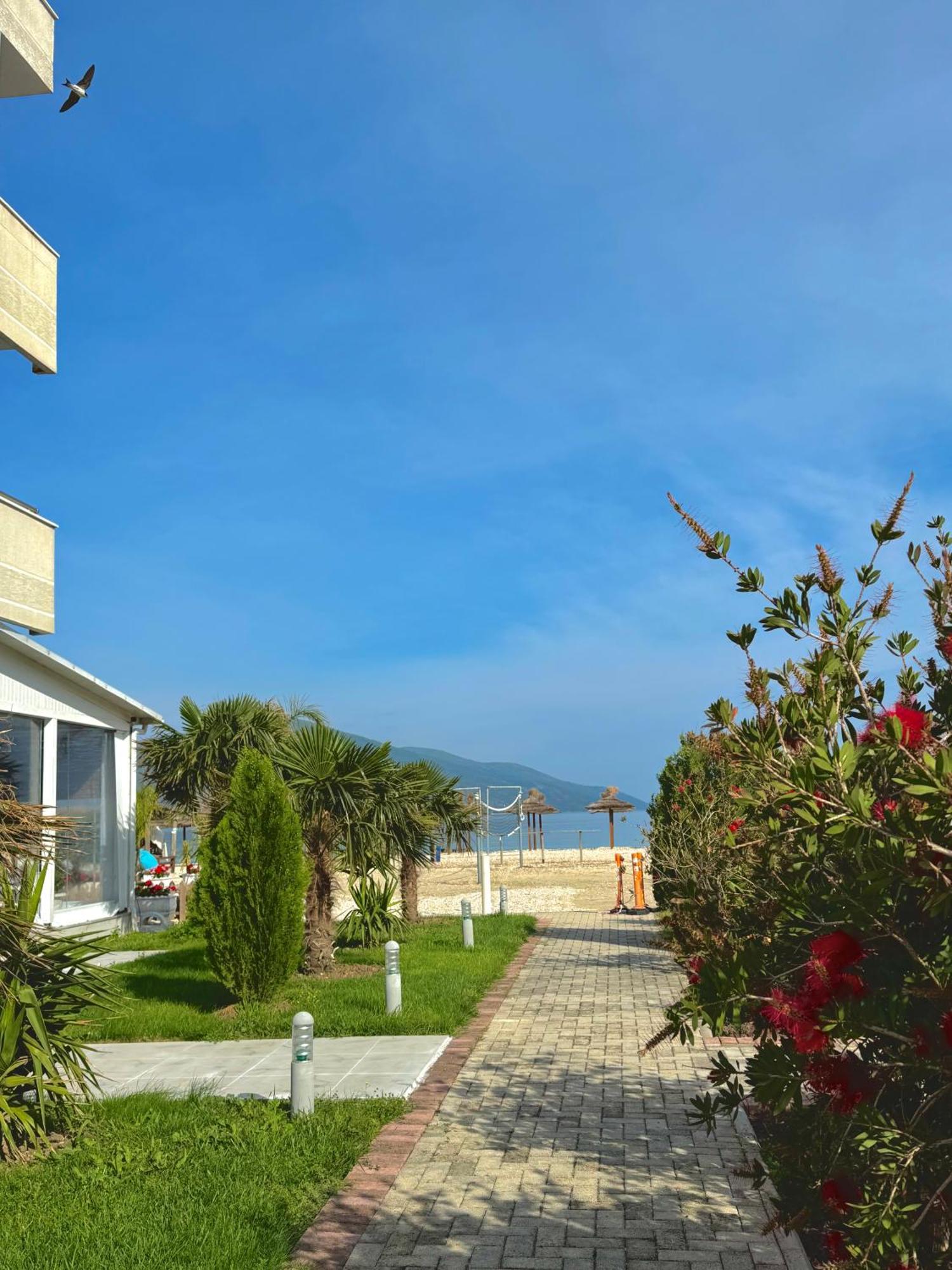 Blue Paradise Hotel أوريكوم المظهر الخارجي الصورة