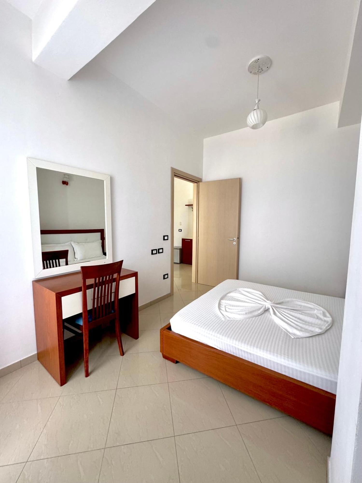 Blue Paradise Hotel أوريكوم المظهر الخارجي الصورة