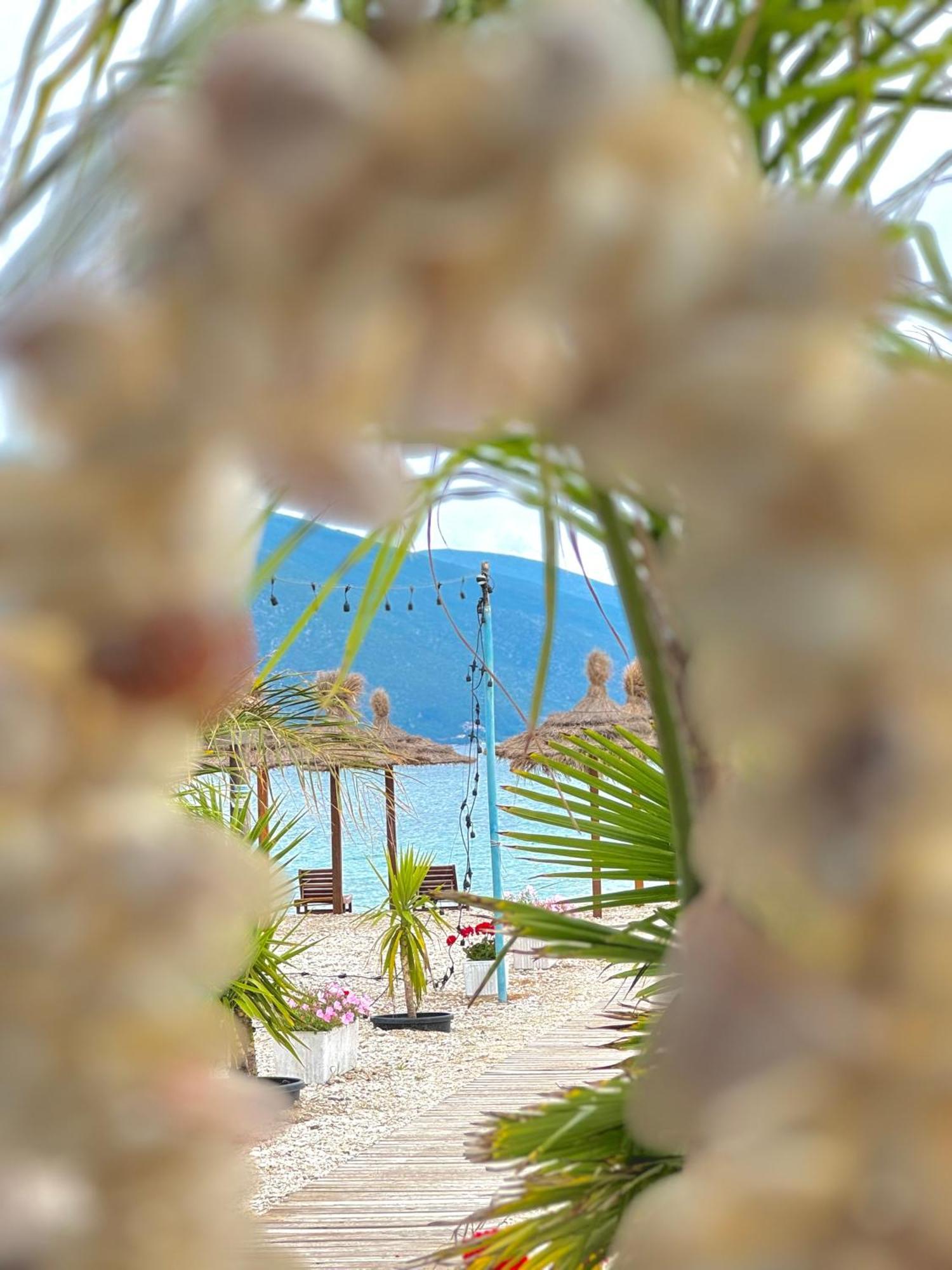 Blue Paradise Hotel أوريكوم المظهر الخارجي الصورة