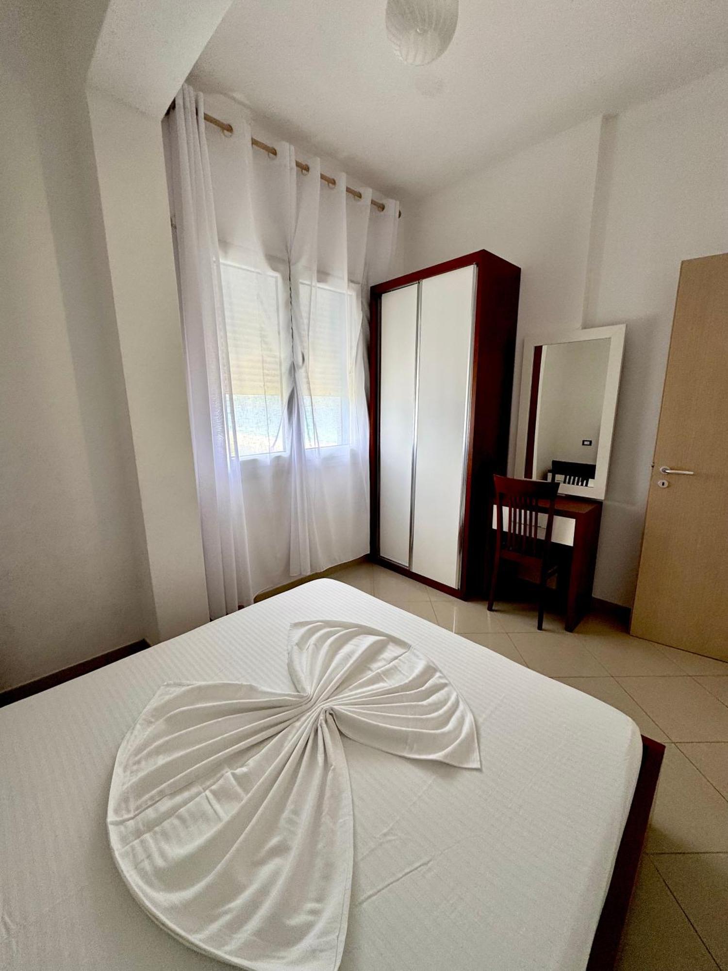 Blue Paradise Hotel أوريكوم المظهر الخارجي الصورة